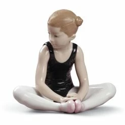 Lladro - Thinking Of My Debut